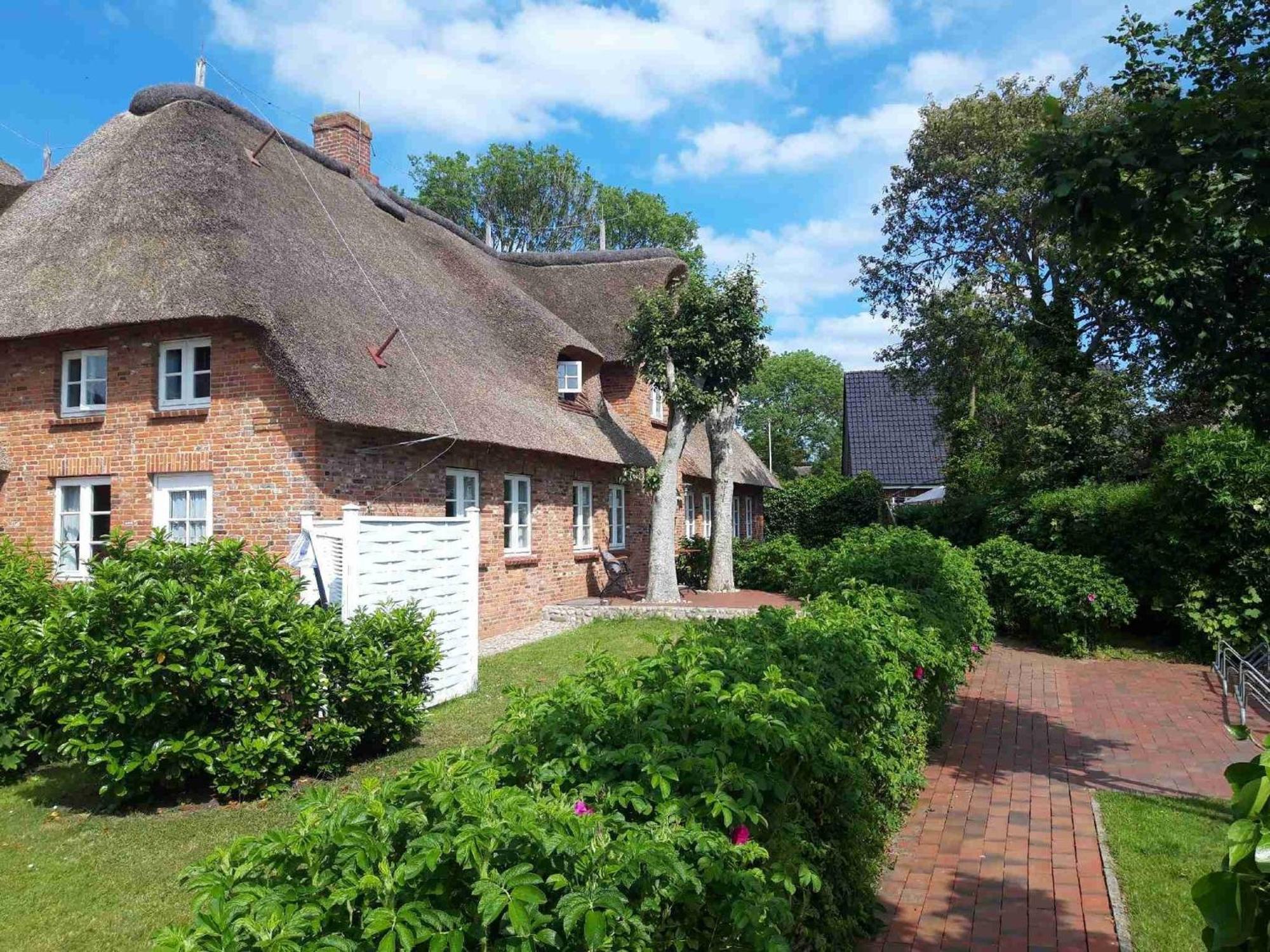Reetkehlchen Apartment Alkersum Luaran gambar